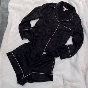 Victoria’s Secret sleep set pajamas